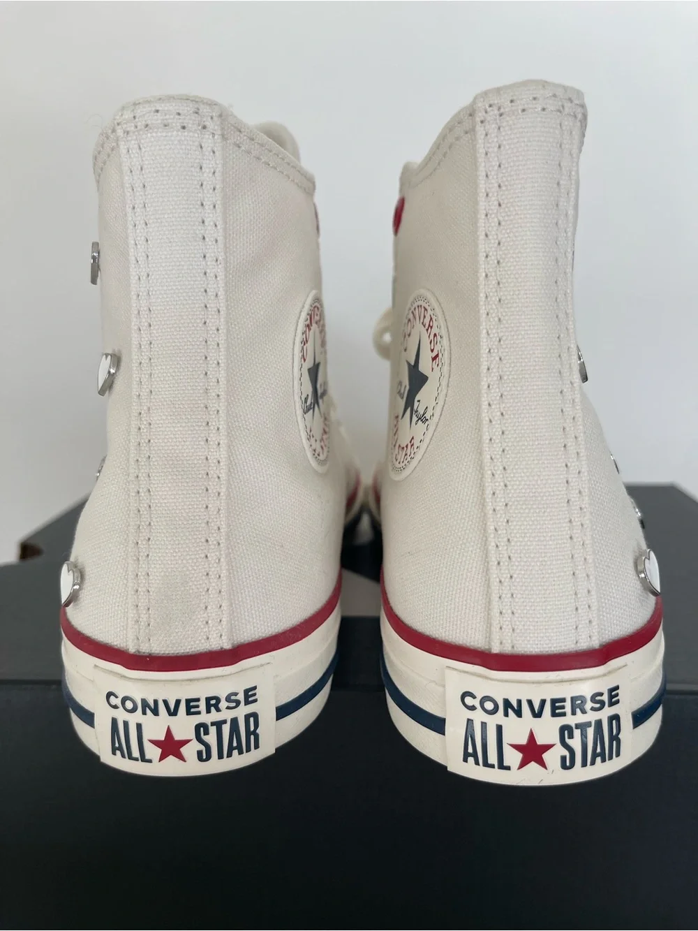 Converse Chuck Taylor All Star High top Women 6.5 Hearts style A19055C NIB
